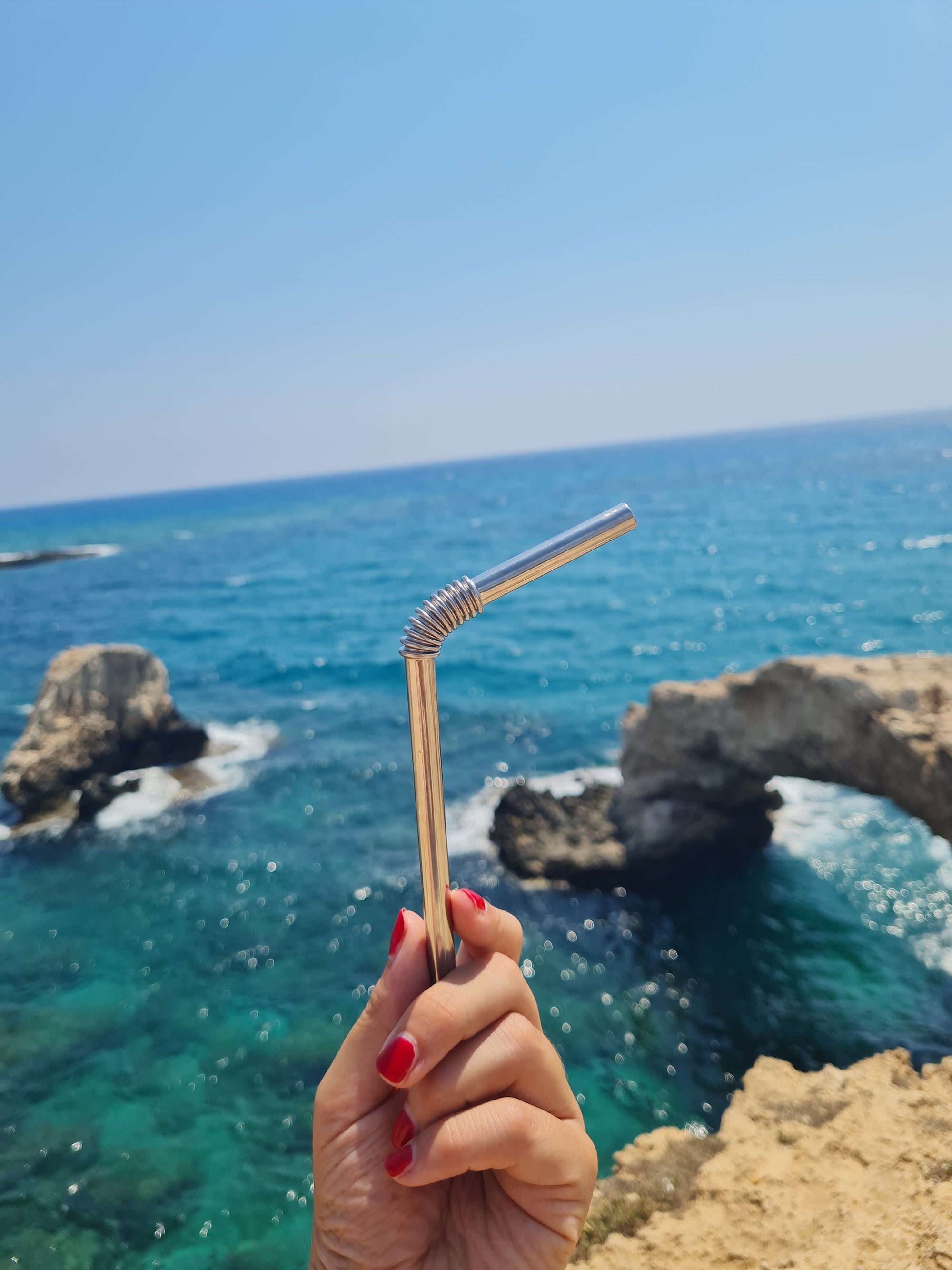 Earth Month bei KNYG – Kleine Schritte, große Wirkung - KNYG - Straws with a Twist
