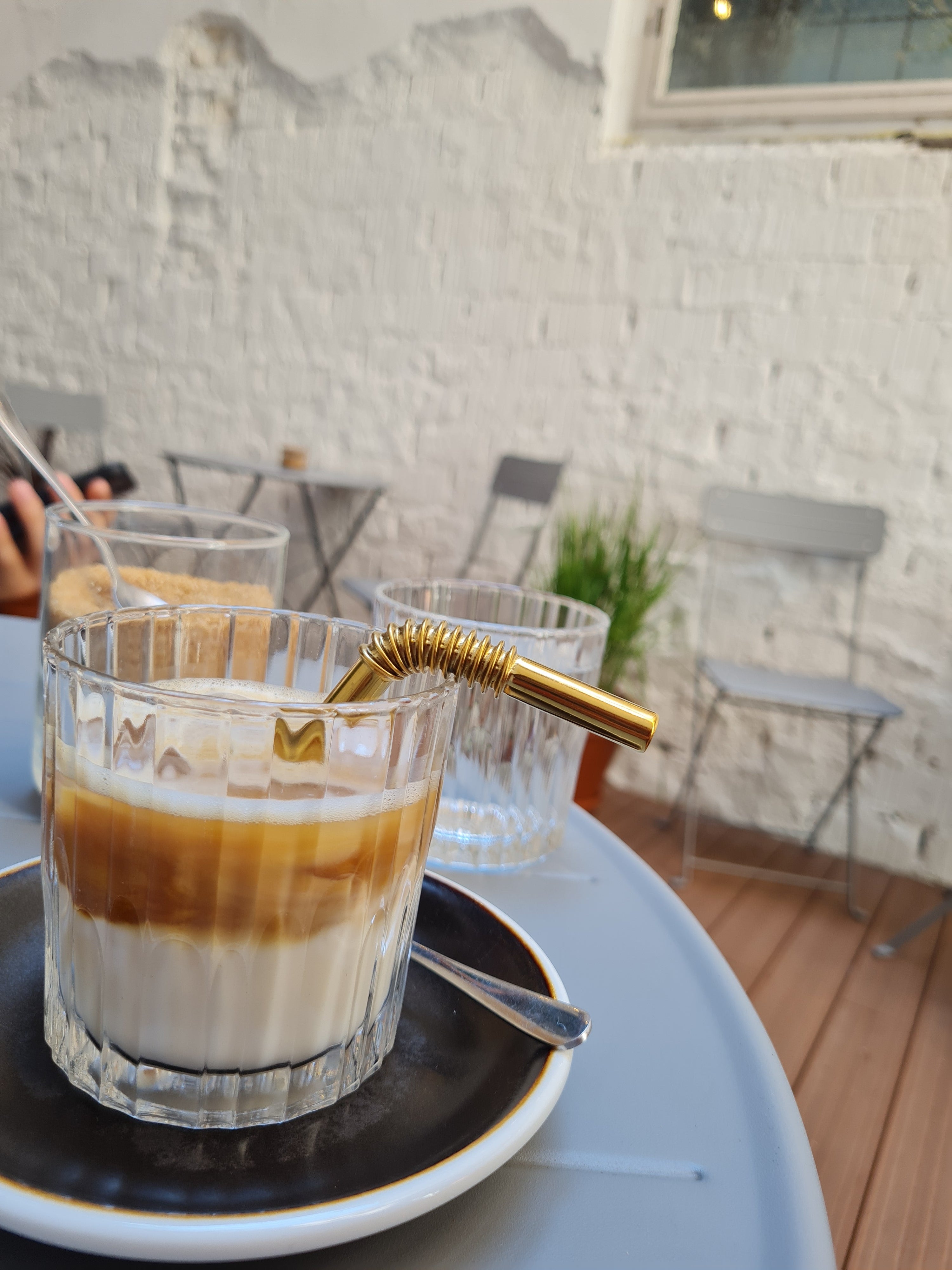 Warum Edelstahlhalme dein Sommer-Must-have sind ☀️🧊 - KNYG - Straws with a Twist